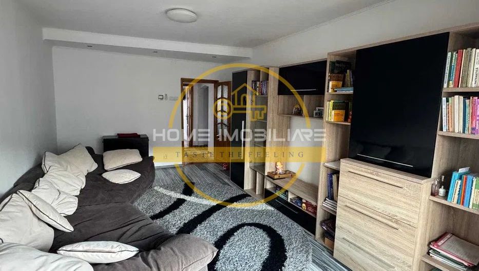 Apartament cu 3 camere / 72 mp/ zona Alexandru cel Bun - Poză 2