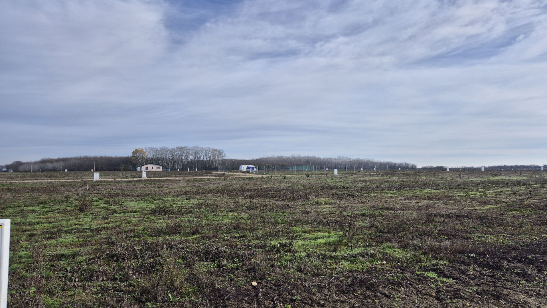 Loturi de teren 638 mp - curent tras la teren - Crevedia - Poză 3