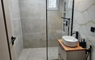 Apartament 3 camere, terasă, 2 parcări. Zona Urbano Panoramic Floresti - Poză 11