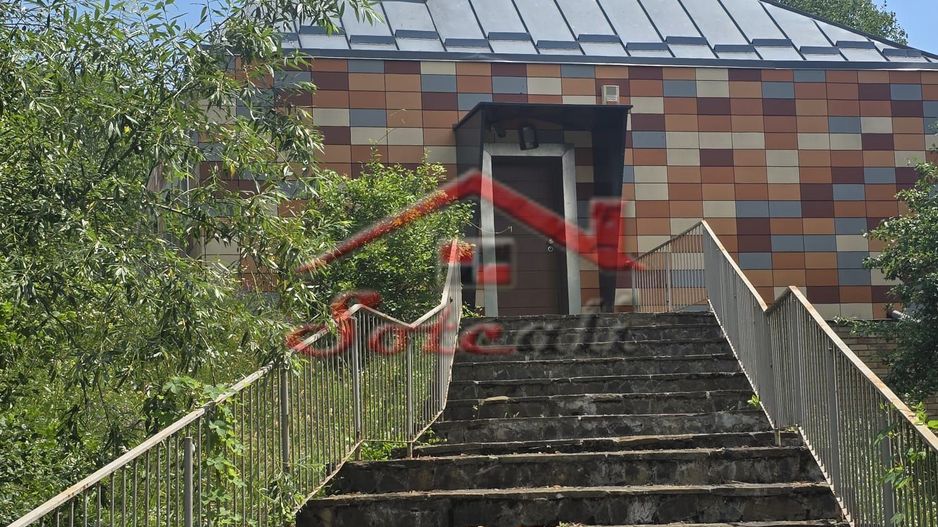 Vila de vanzare in Cornu ( Cornu de Sus) - teren 3300 mp - Poză 23