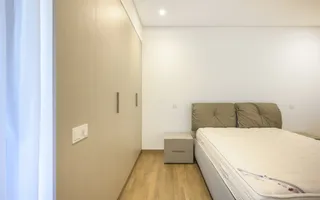 Reședință Exclusivistă cu 5 Camere | 201 mp | Terasă 25 mp - Poză 20