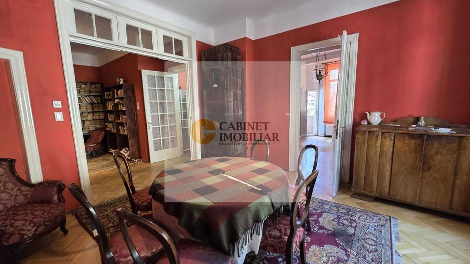 3 camere in vila interbelica + boxa | Armeneasca - Mantuleasa I P+2 - Poză 2