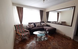 Apartament cu 2 camere de vânzare in Cetate - Poză 1