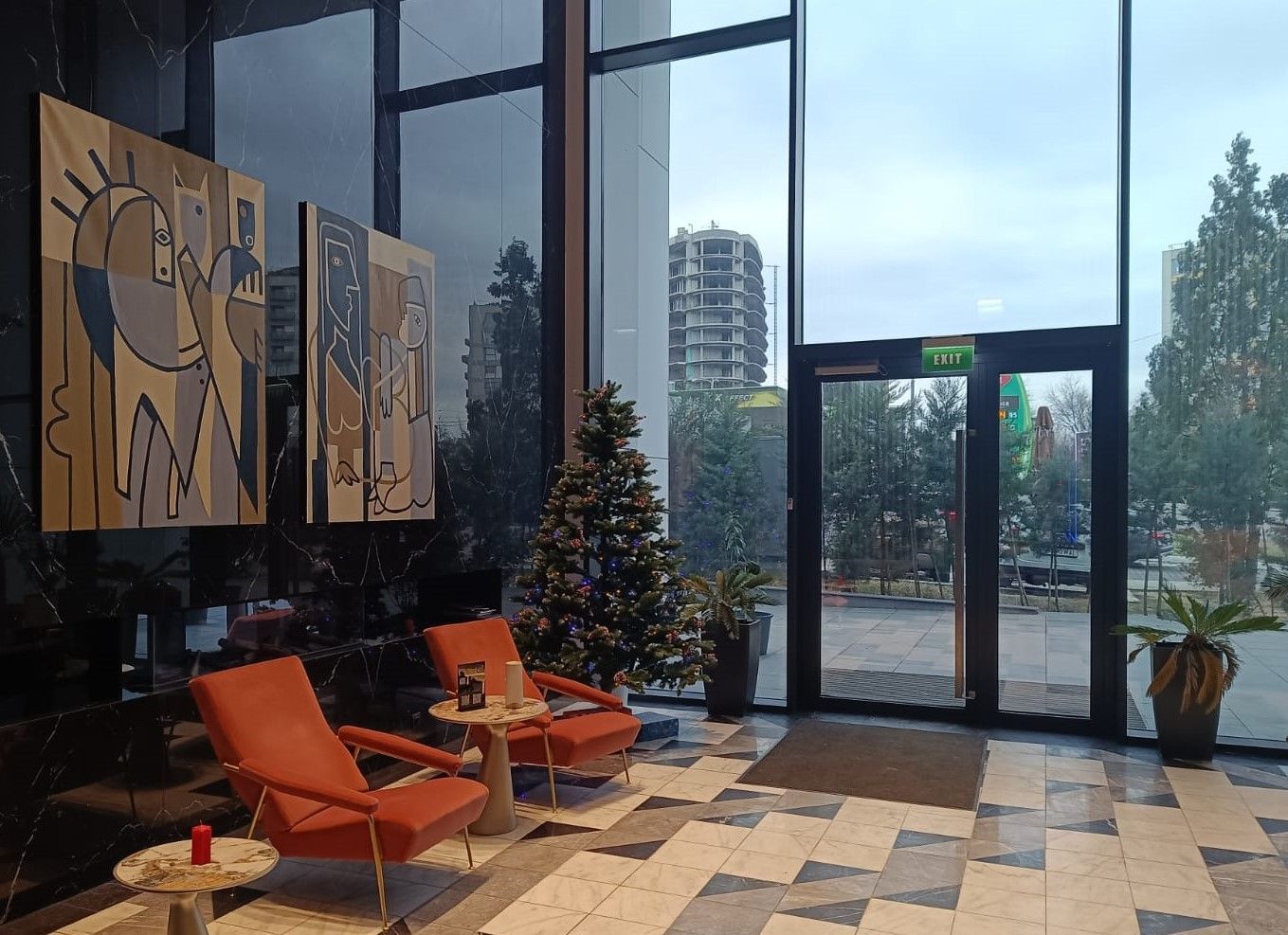 Apartament deosebit cu parcare subterana zona ONE Harastrau Towers - Poză 1