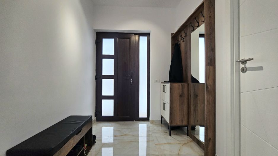Casa de inchiriat la munte la doar 10 minute de Brasov - Poză 14