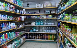 AFACERE LA CHEIE | MAGAZIN CU CLIENTELĂ FORMATĂ | VELENȚA | ORADEA - Poză 4