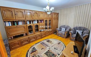 Apartament cu 3 camere, ETAJ 3, zona TRAIAN - PRIMARIE; - Poză 3