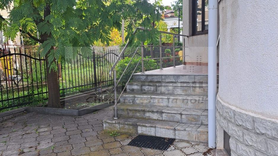 Casa/Vila de Inchiriat COPOU - 3000 euro - Poză 2