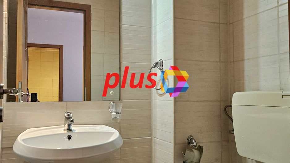 Apartament cu trei camere, structura mare, zona Astra 80 mp - Poză 7