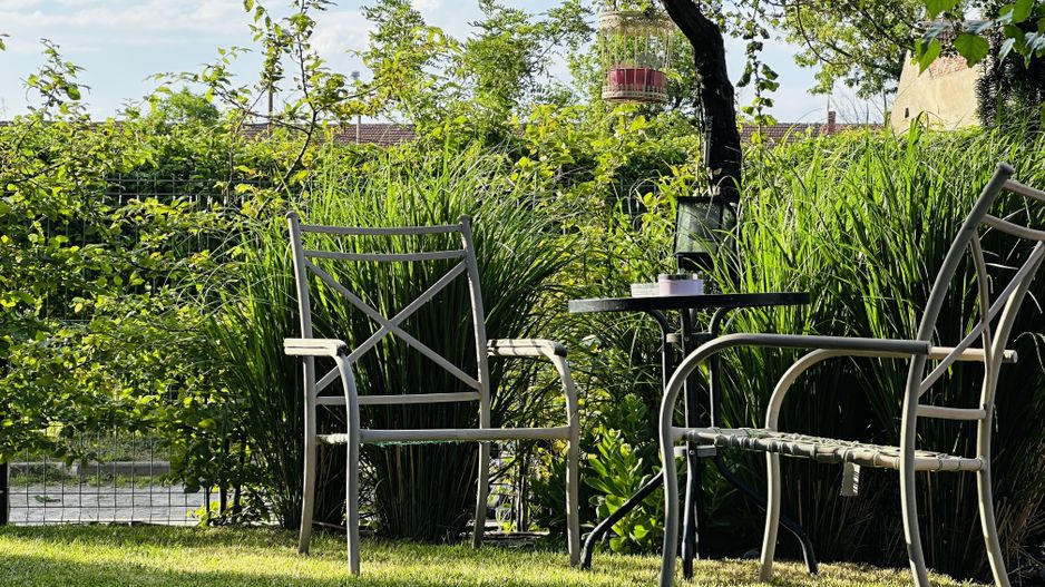 Curte proprie 82 mp | 2 camere, 52 mp | La 10 min de centrul orasului - Poză 1