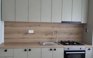 Apartament de vanzare 2 camere semidecomandat -  zona Bere - Pitesti - Poză 2