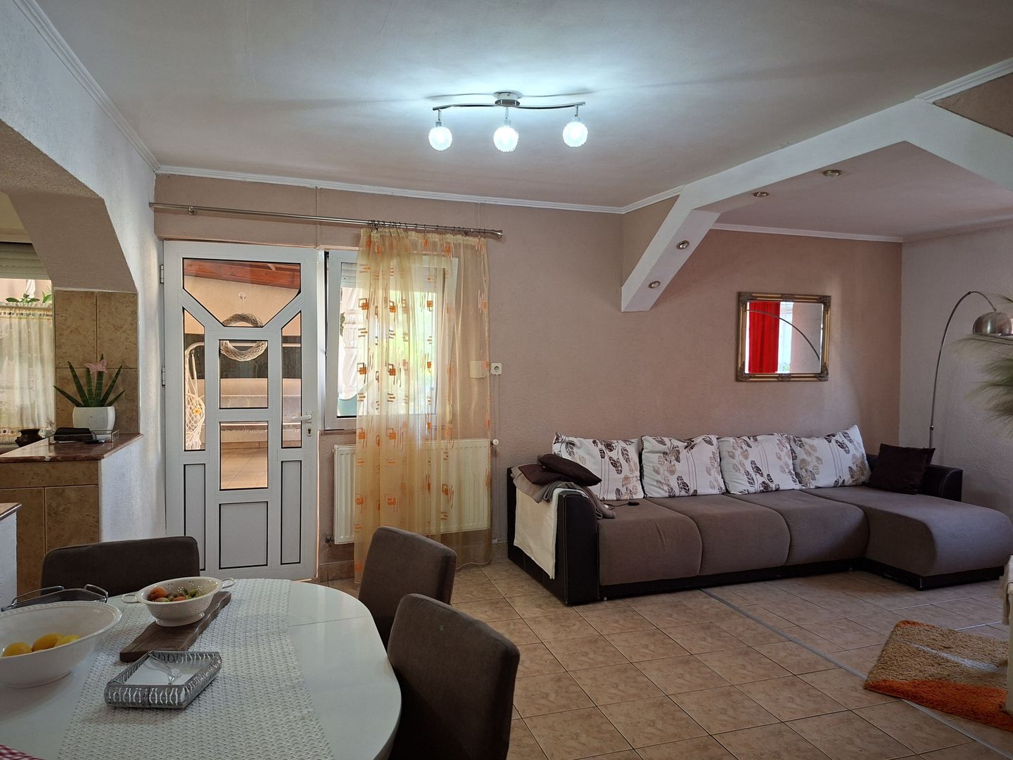 BRASADAS vinde casa individuala in zona SEMICENTRALA. - Poză 2