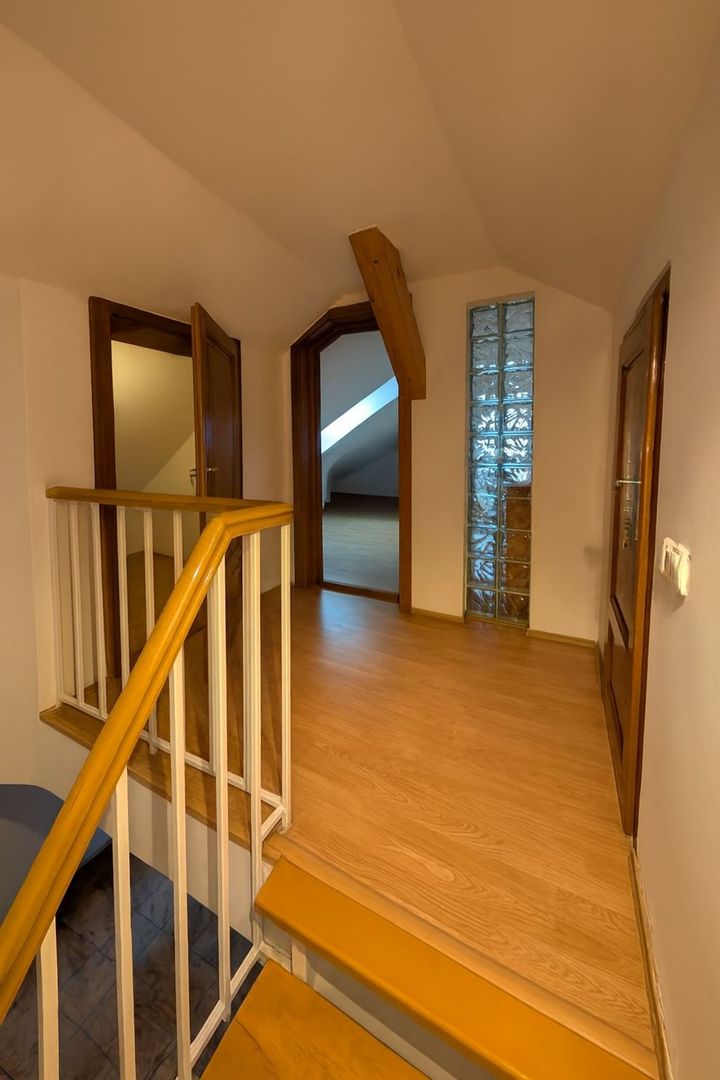 Apartament spatios cu 3 camere, Cart. Andrei Muresanu - Poză 9