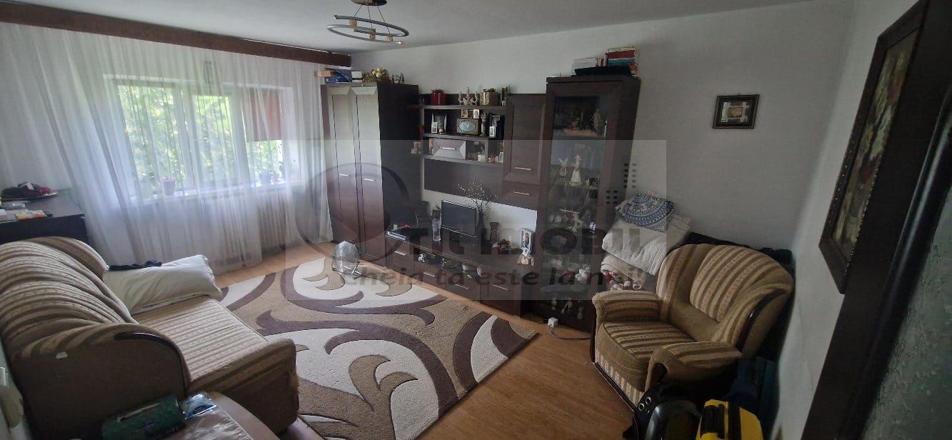 Canta, 3 camere, 71.77 mp, etaj 3/4, două băi, 129.000 € - Poză 1