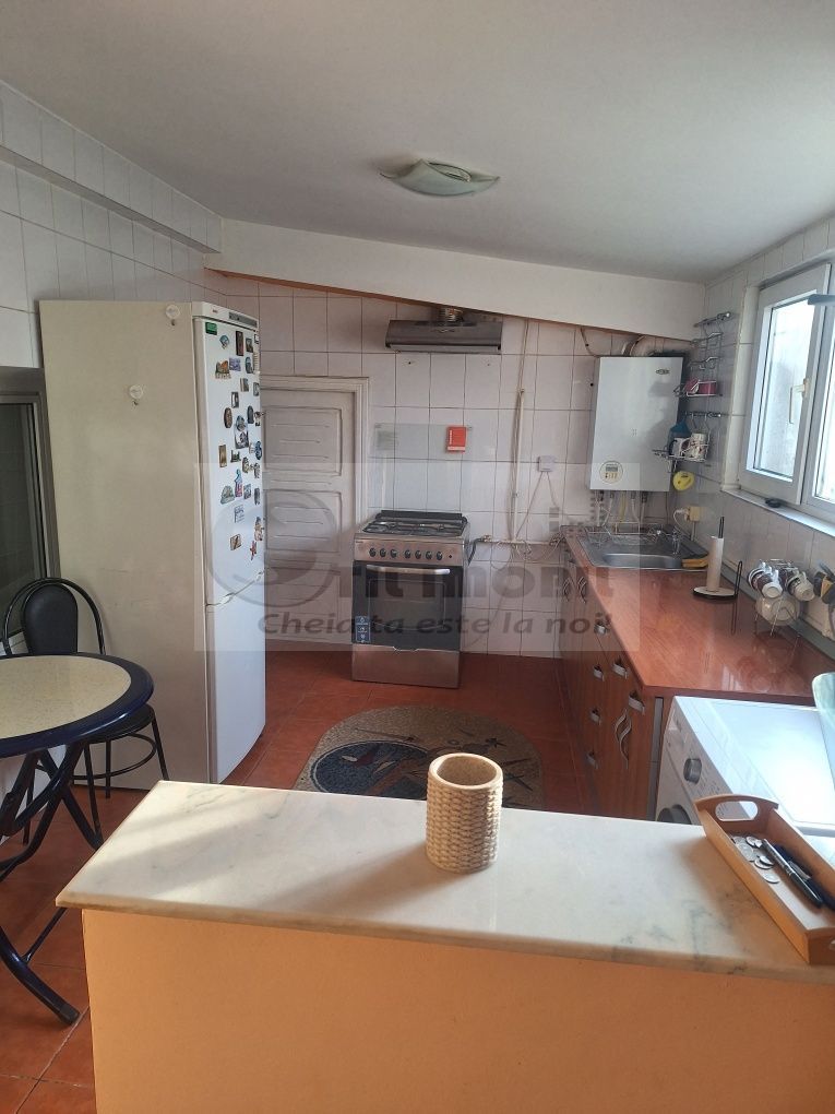 Apartament 3 camere decomandat | Centru Civic - Poză 2