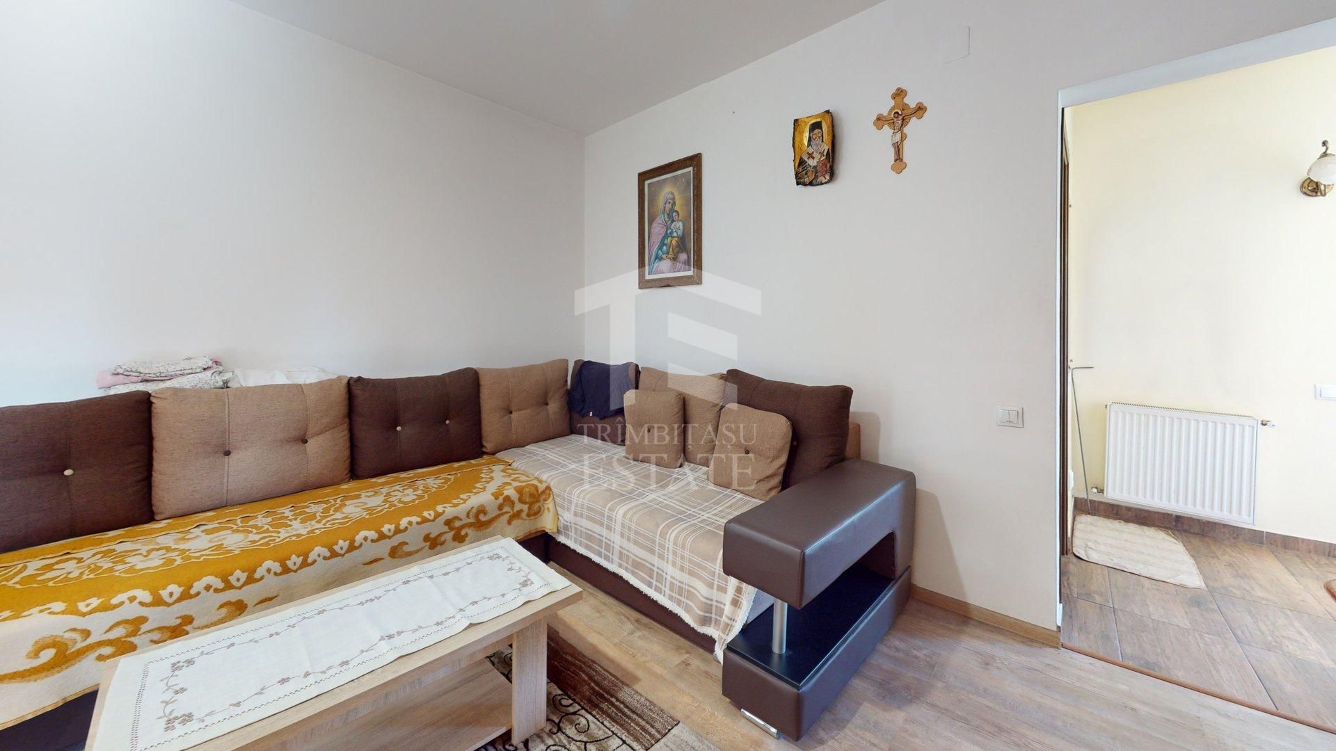 ANDRONACHE - Escalei | Casa individuala 9 camere | an 2014 | teren 260 - Poză 31