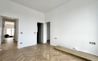 Duplex Individual pe Parter | 4 camere | La Asfalt | Toate utilitatile - Poză 13