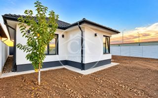 Casa de vanzare cu 4 camere in Santandrei, Bihor - Poză 4
