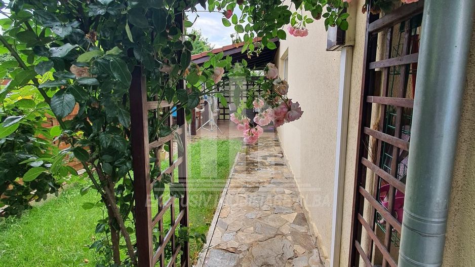 Casa de vanzare, zona Lidl din Cetate - Poză 6