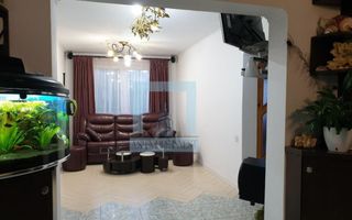 Ap 4 camere, 2 bai, mobilat-utilat - zona Tractorul - Poză 11