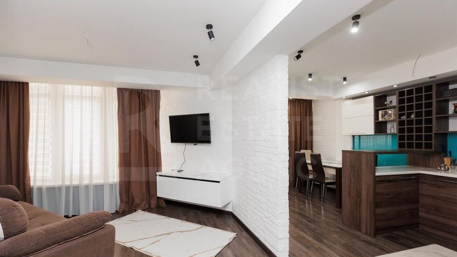 Chirie, apartament, 2 camere, Valea Trandafirilor, Centru - Poză 8