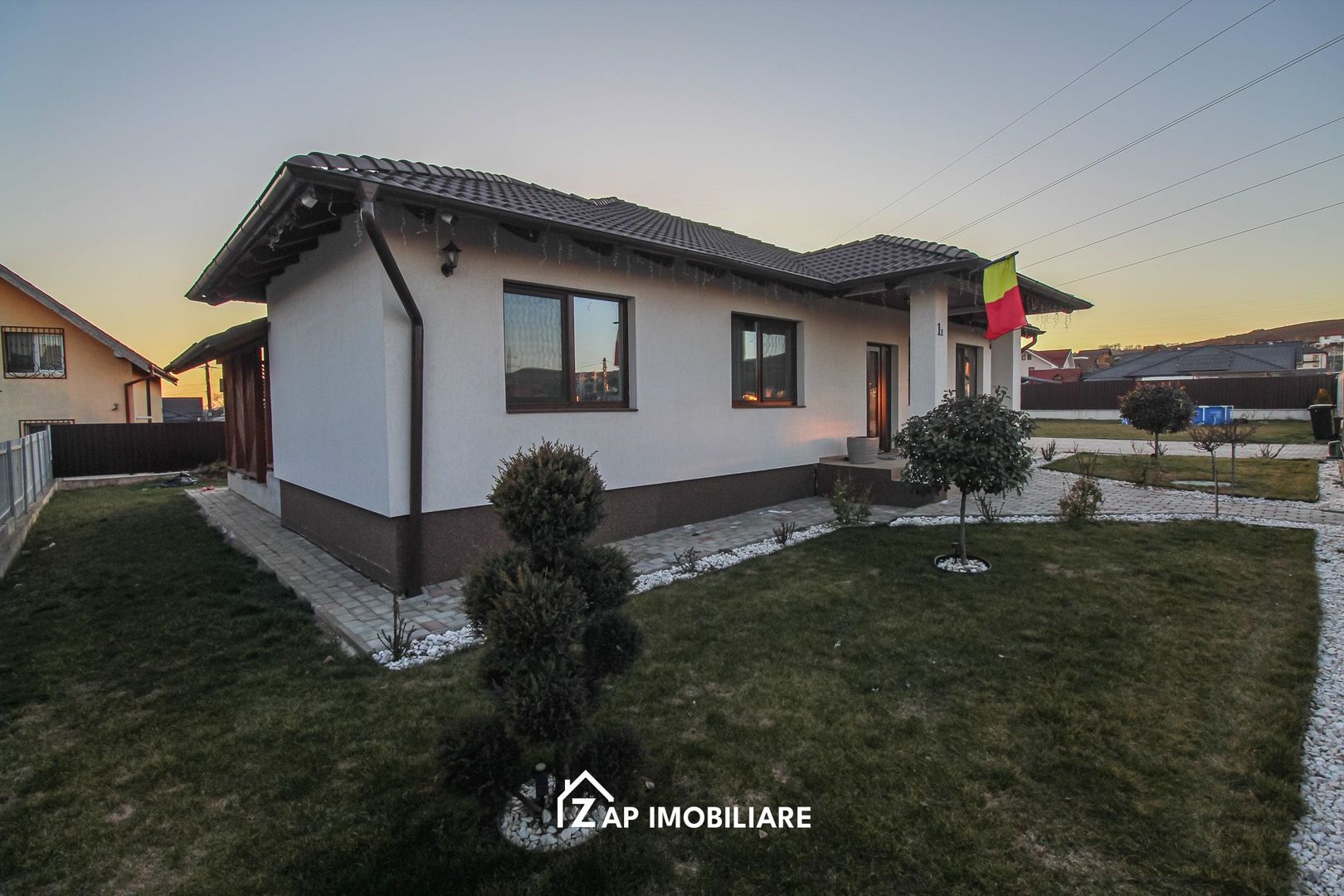 Casa moderna 1 nivel - 4 camere - 900 mp teren - Poză 1