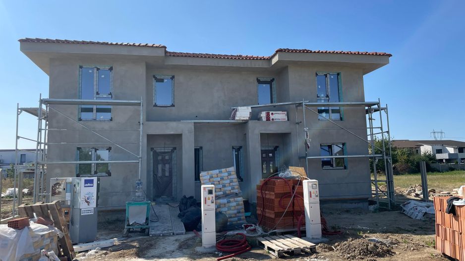 Duplex cu 4 camere |SUPER POZIȚIE| Moșnița Nouă - Poză 1