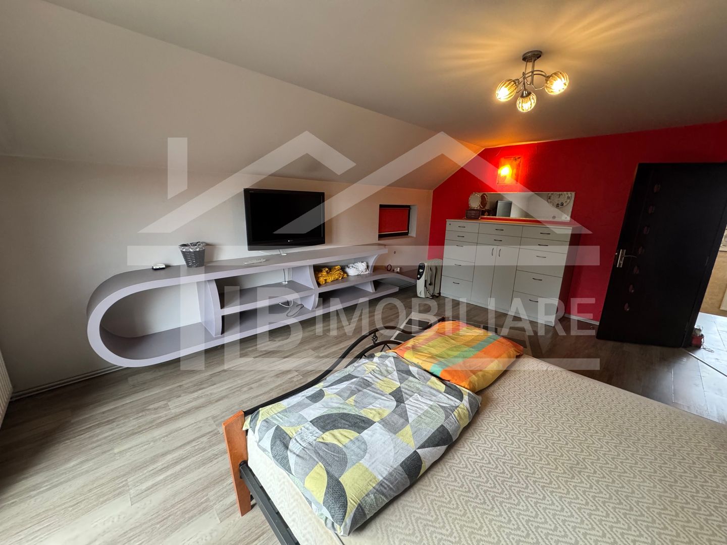 Casa cu 4 camere, 230mp, garaj, Zona Corunca - Poză 4