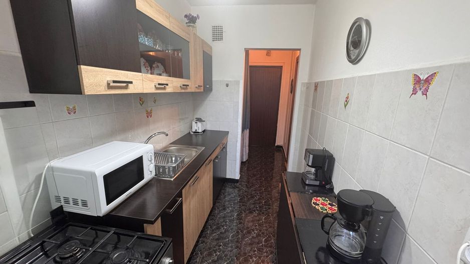 Universitate 2 camere 4/9 6 minute metrou - Poză 6