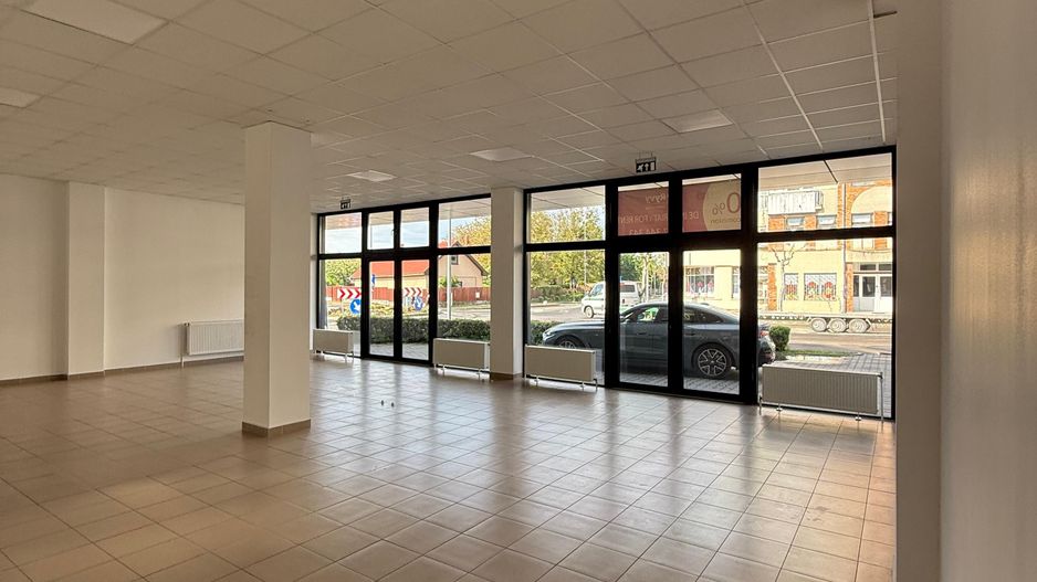 SPAȚIU COMERCIAL PREMIUM, LOCAȚIE EXCELENTĂ PENTRU BRANDURI CU AMBIȚII - Poză 7