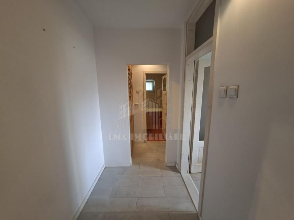 Apartament 2 camere decomandat Faget Brasov - Poză 2