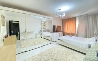 Apartament 3 camere decomandat cu balcon si parcare, zona Gruia - Poză 1