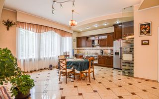 Casa Individuala cu 6 camere in cartier Andrei Muresanu, Cluj-Napoca - Poză 5