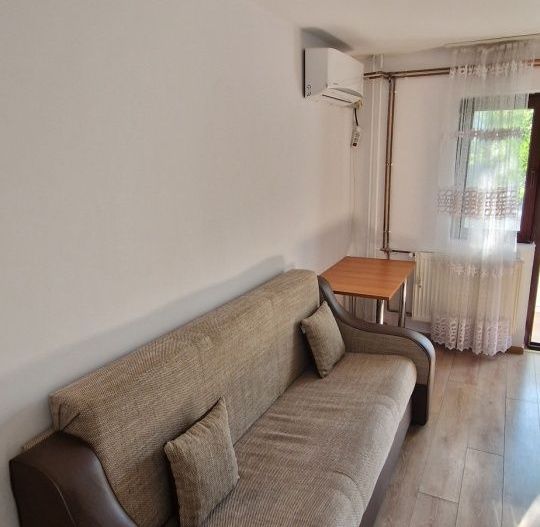 Apartament  2 camere Girocului etaj 2 cu centrala - Poză 4