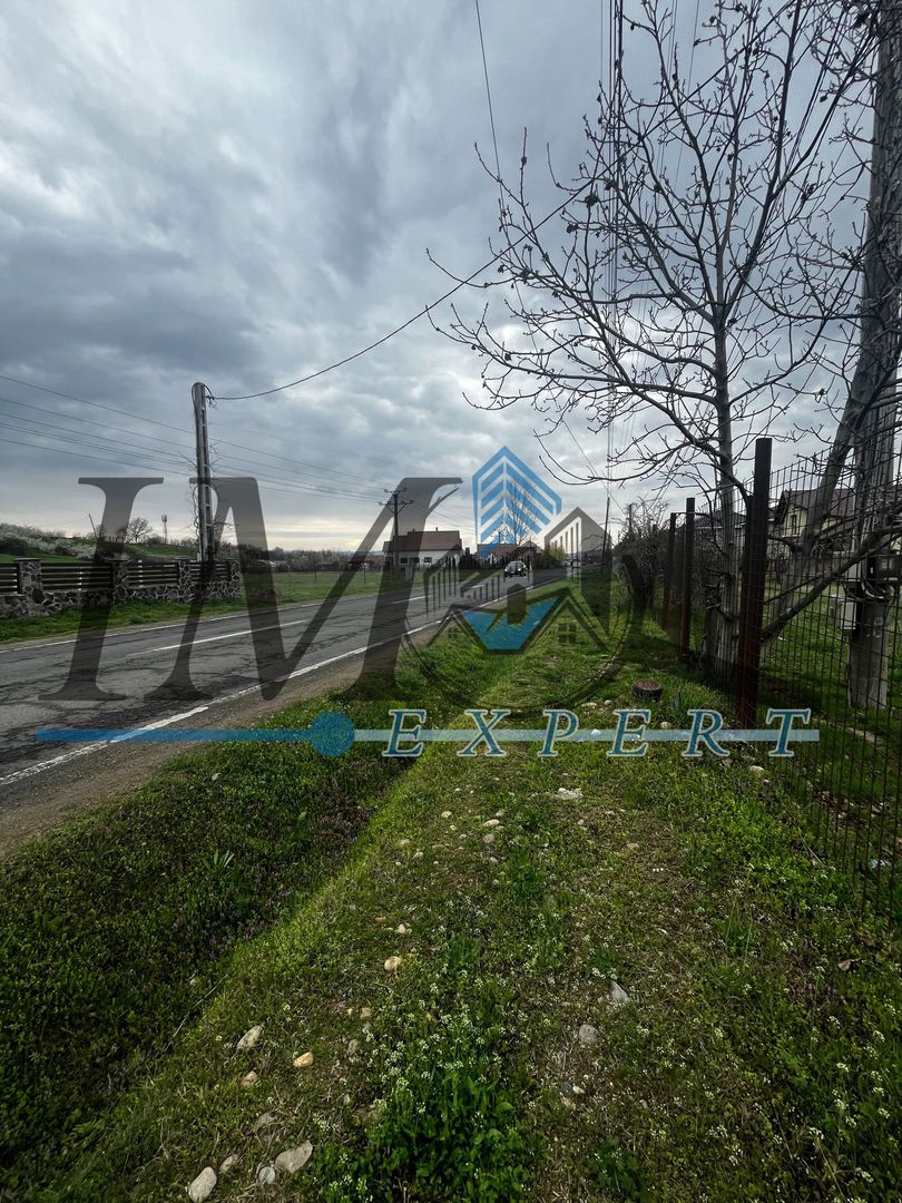 Teren intravilan de vânzare la ieșire din Petresti - Poză 2