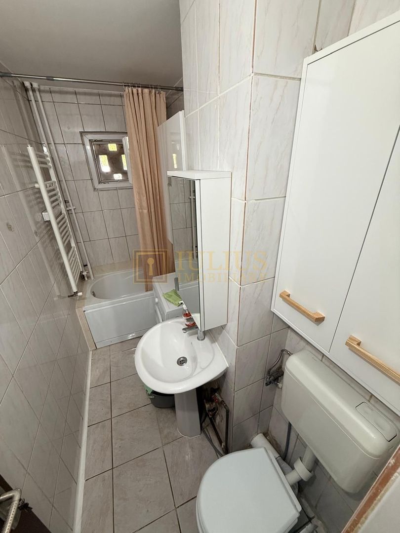 2 camere| vis a vis de Spitalul Judetean| centrala proprie| - Poză 14