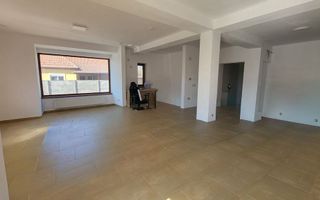 Spatiu comercial central Chisoda, 74 mp - Poză 1
