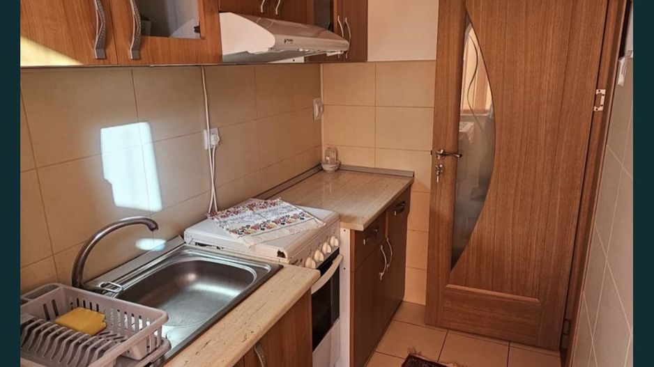 Vand garsoniera luminoasa in zona City Park Renovata, mobilata/utilata - Poză 5