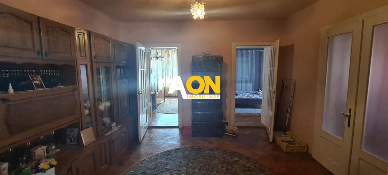 De vanzare casa 5 camere 800 mp teren Oarda de Jos - Poză 5