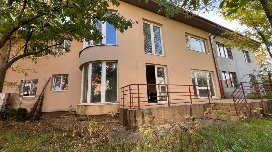 Casa la gri in Pipera  cu potential 1000 euro m2 - Poză 31
