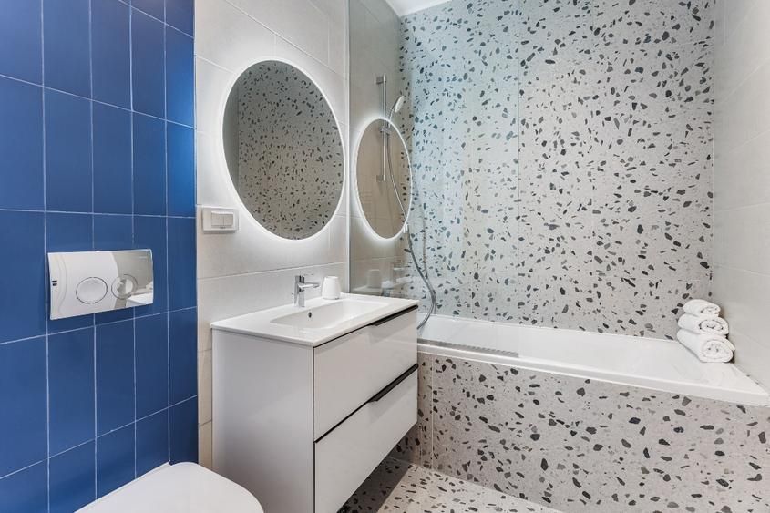 Apartament 2 camere de închiriat – AXXIS Residence – VEDERE LA MARE - Poză 7