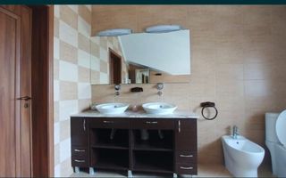 Casa zona rezidentiala - Poză 3