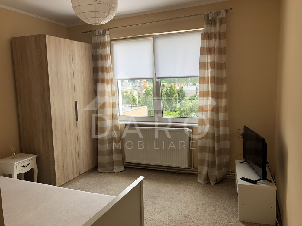 Inchiriez apartament cu 3 camere zona Univ. Dimitrie Cantemir - Poză 6