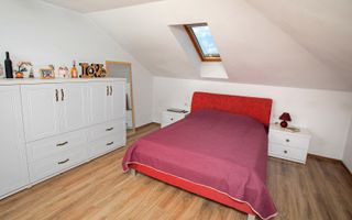 Vilă P+M, Clujului, 190 mp, teren 520 mp, singur în curte. 230 000 E - Poză 22