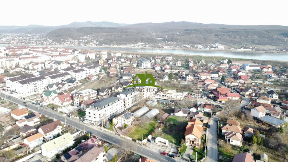 APT. decomandat -2 camere la Parter inalt in BL.Nou-str.Ostroveni - Poză 1