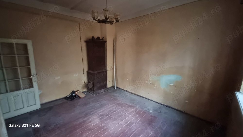 Ag BRASADAS vinde casă cu 2 apart. Calea Călărașilor Coposu. - Poză 2