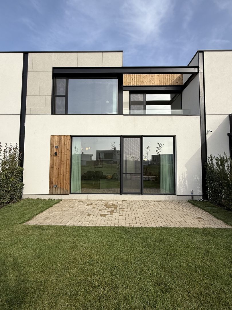 Vila  de tip Urban Villa 07 in faza 1 in Amber Forest - Poză 4