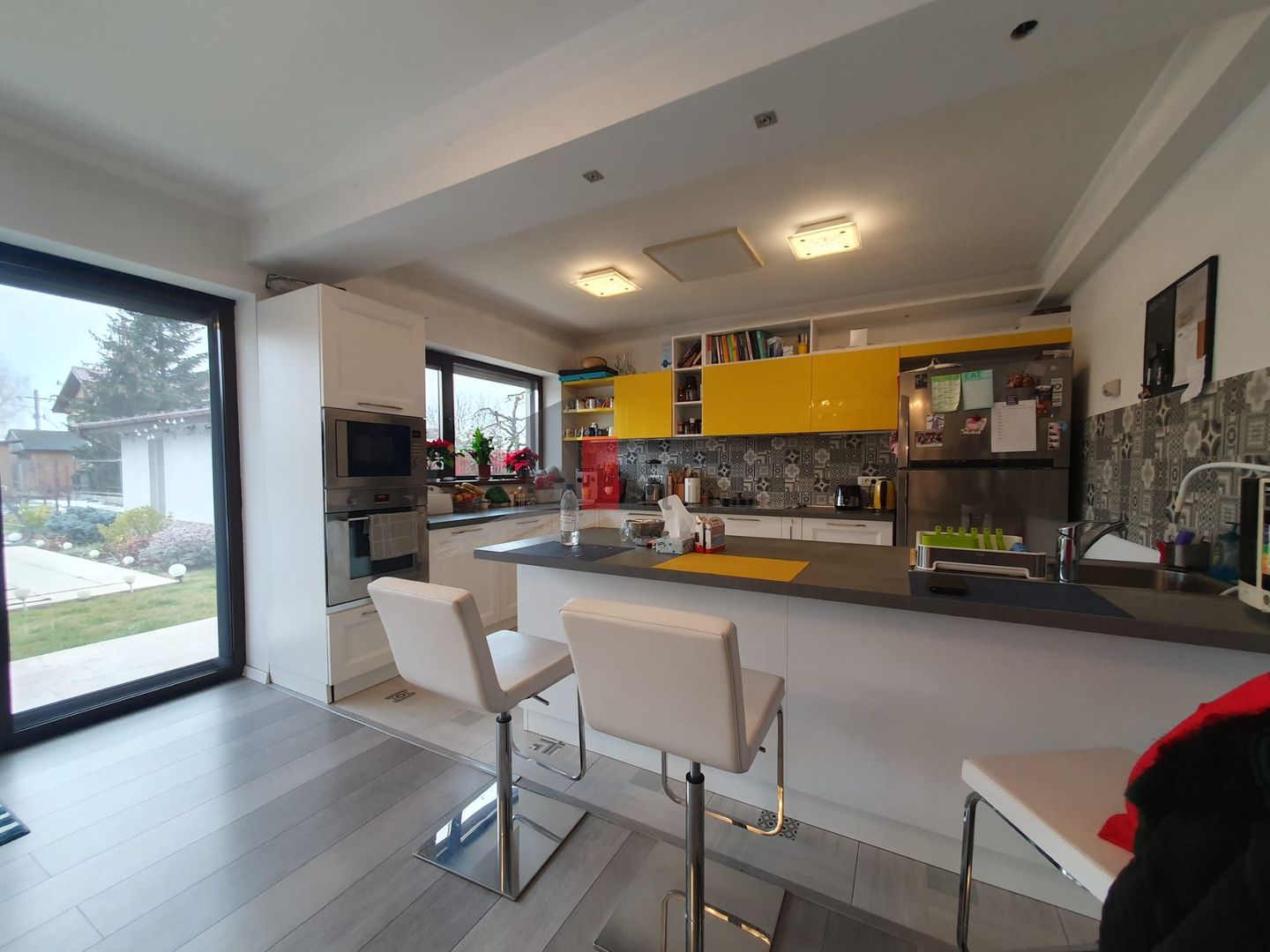 Vila superba Tunari cu piscina - Poză 2