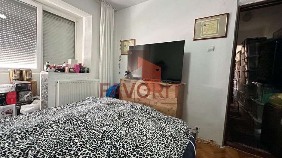 4 camere | centrala prorpie | etaj intermediar | boxa | zona excelenta - Poză 2