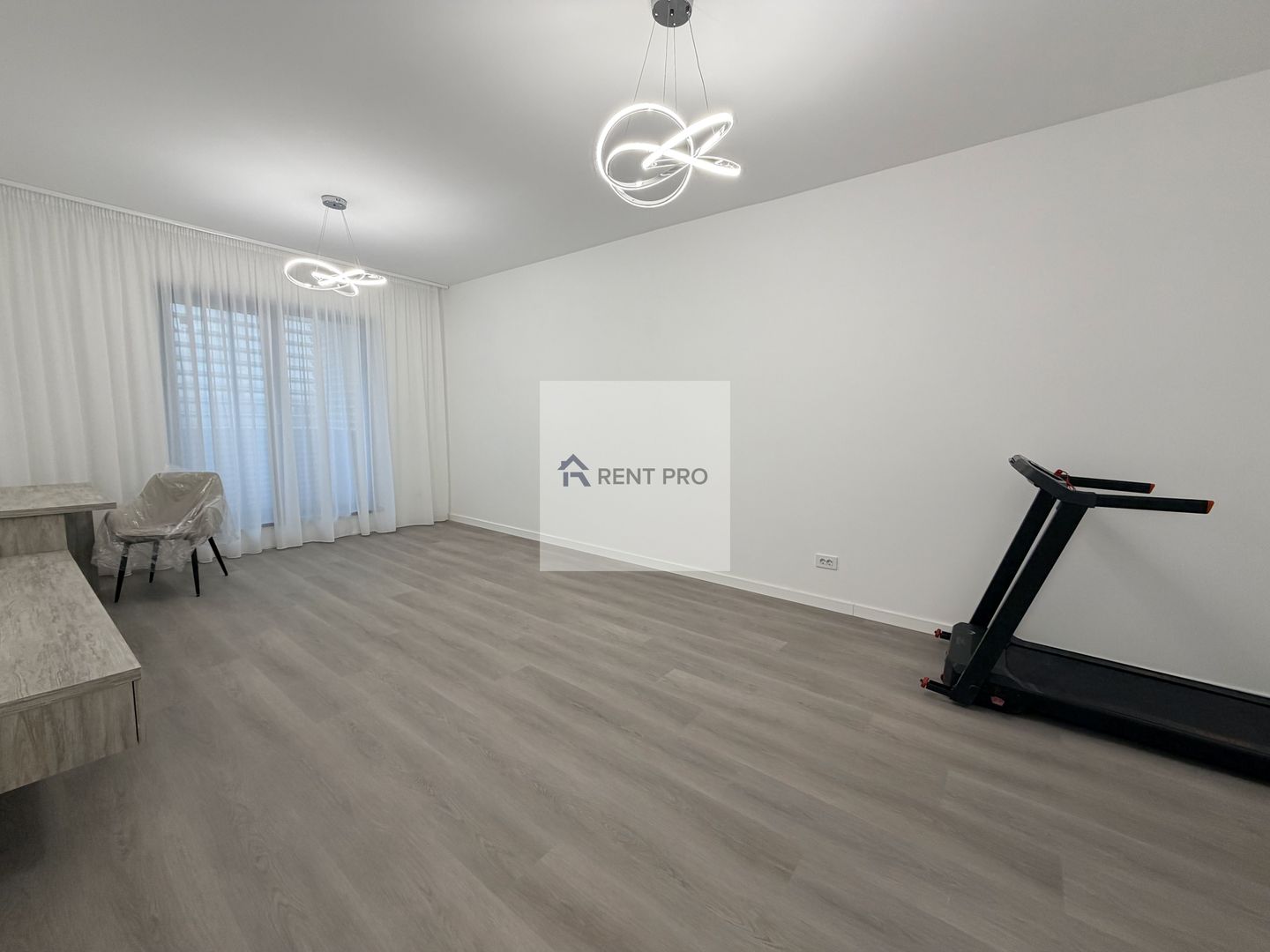 Premium 2 Camere Exigent Plaza Residence 65 Mp Lujerului - Poză 4